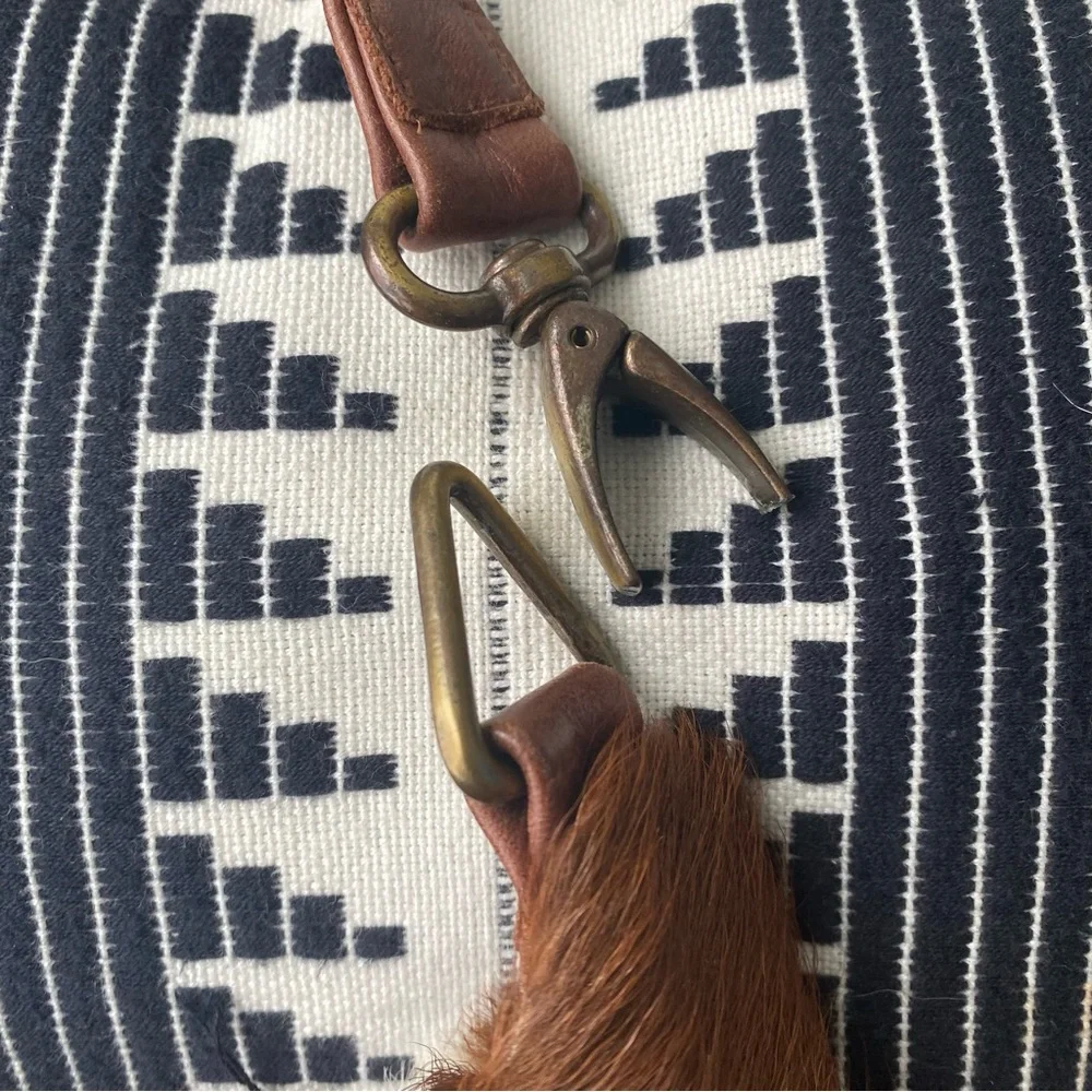 100% Cowhide Shoulder Bag - Picture 14 of 17